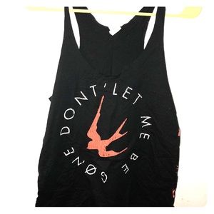 TØP TANK